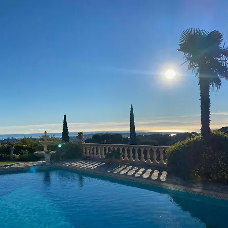Near Cannes With Pool And Views *